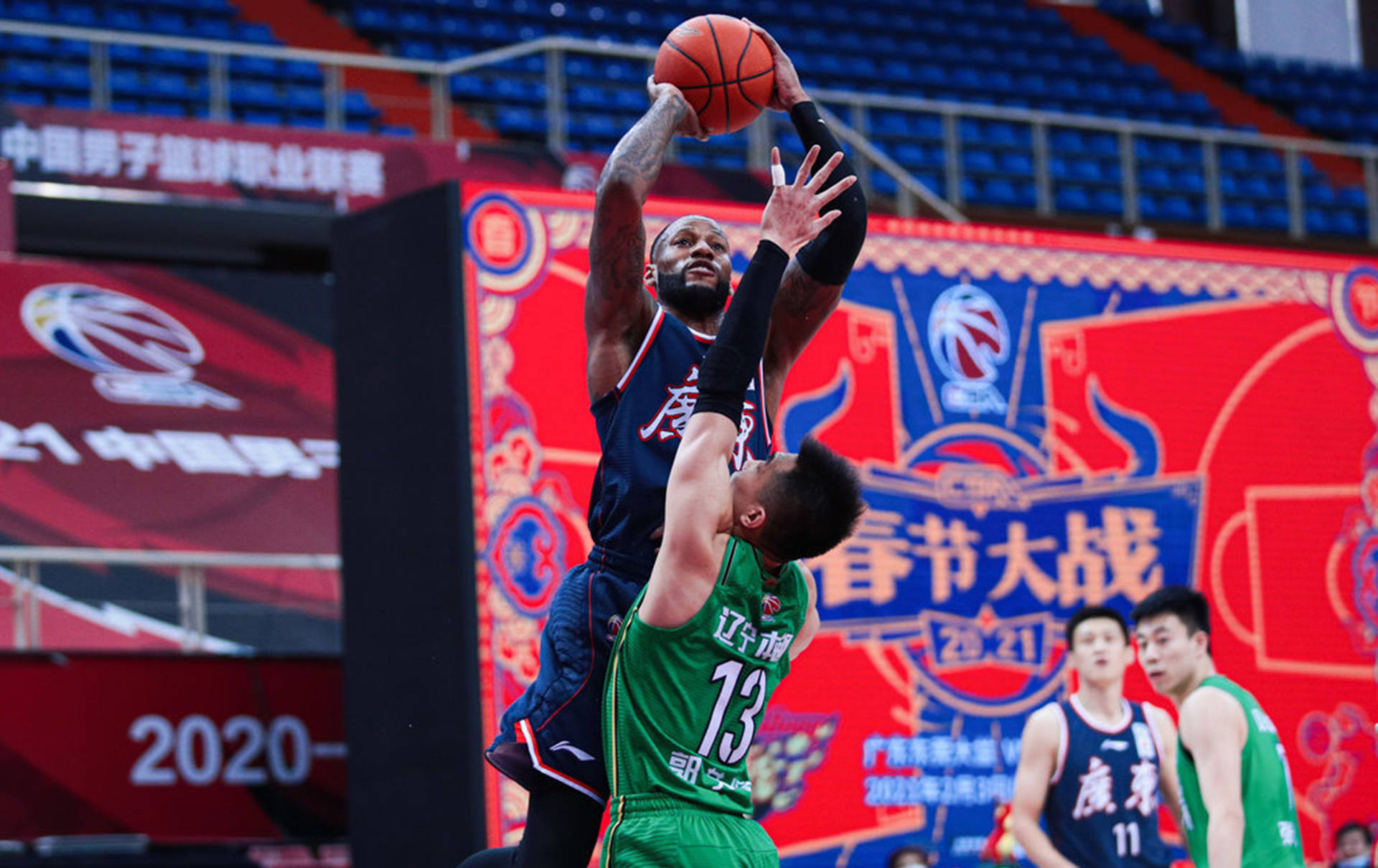 关键时刻显担当危急时刻见本色 关键时刻显担当危急时刻见本色