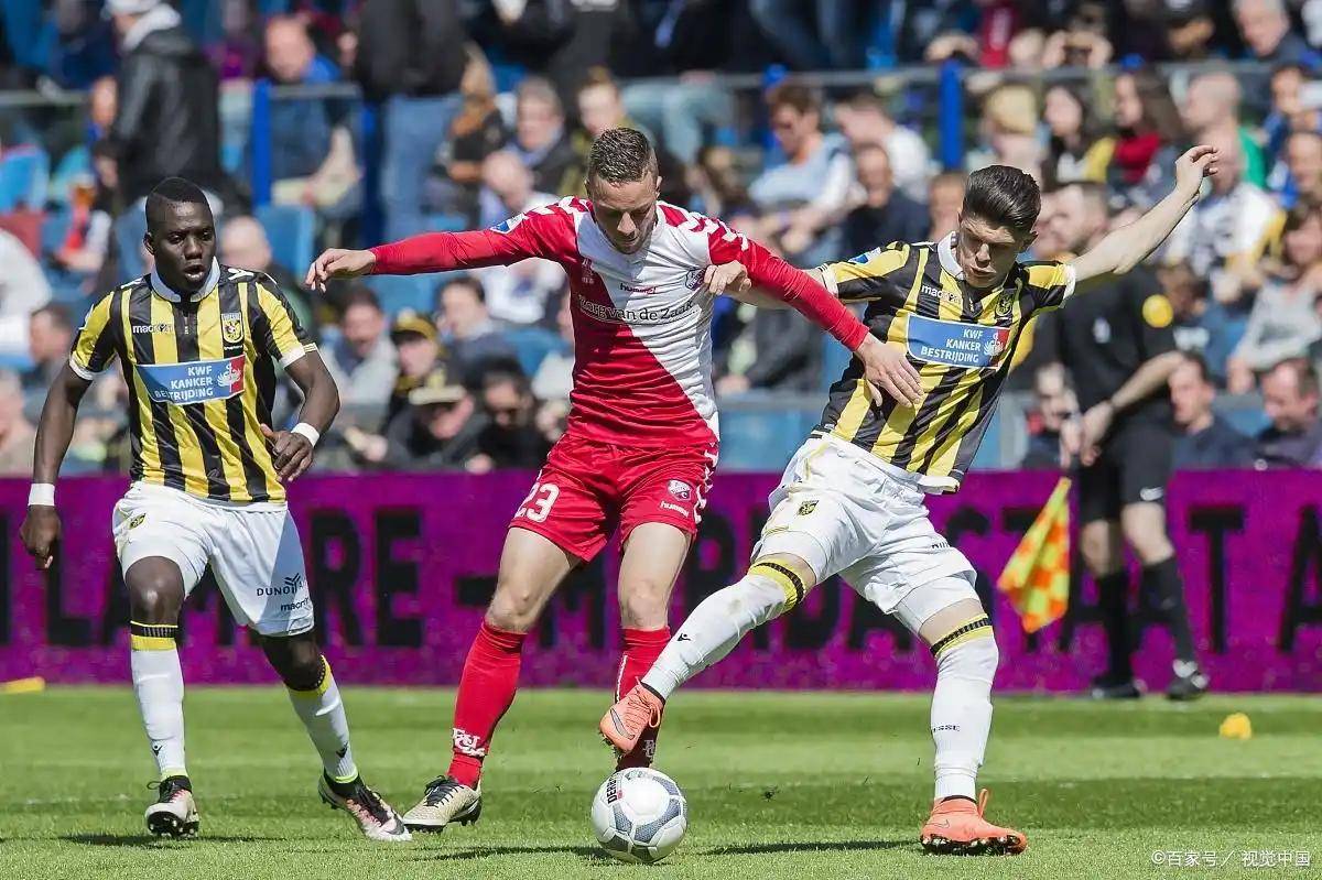 赛后斯图加特备战欧联，回应争议细节曝光，态度坚定，更衣室氛围转暖的简单介绍