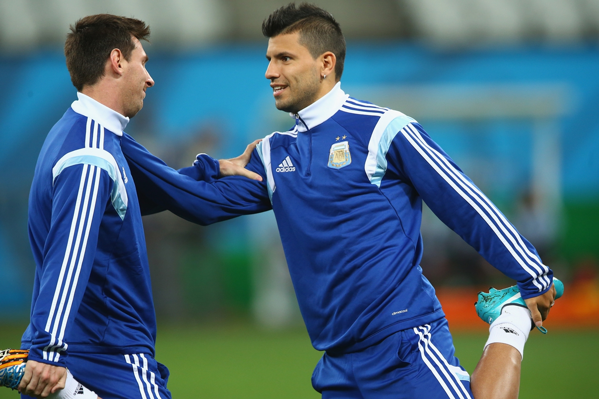 包含荷甲今夜再迎强敌，达拉斯独行侠队长鼓劲，主帅态度——话题不断，心理建设被强调的词条