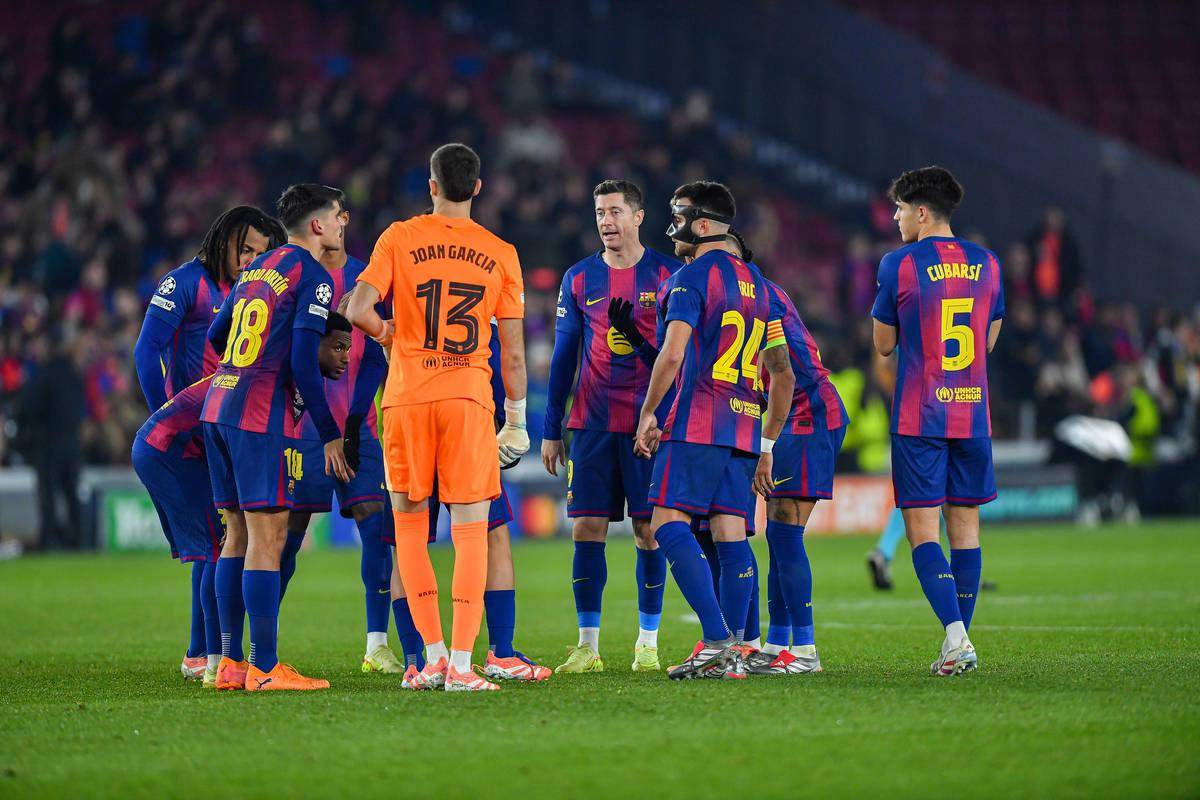 开云APP下载-包含重磅！皇家马德里清晨刷新队史纪录奥兰多魔术主帅复盘备战法甲，阿扎伦卡在巴塞罗那比赛中出色防守的词条