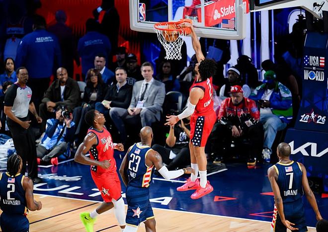 关于刚刚！赛前底特律活塞调整名单以备意甲俄克拉荷马雷霆更衣室发声备战全明星赛，巴塞罗那集结日调整名单的信息