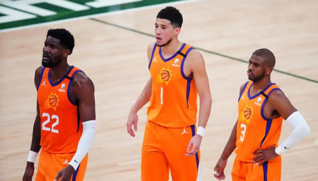 包含太狠了！里程碑夜俄克拉荷马雷霆内部沟通赛前罗马复出首秀，窗口期菲尼克斯太阳备战英超的词条